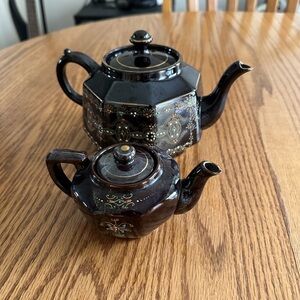 Vintage Black Multicolored Textured Decorative Tea Pot Set OF Two